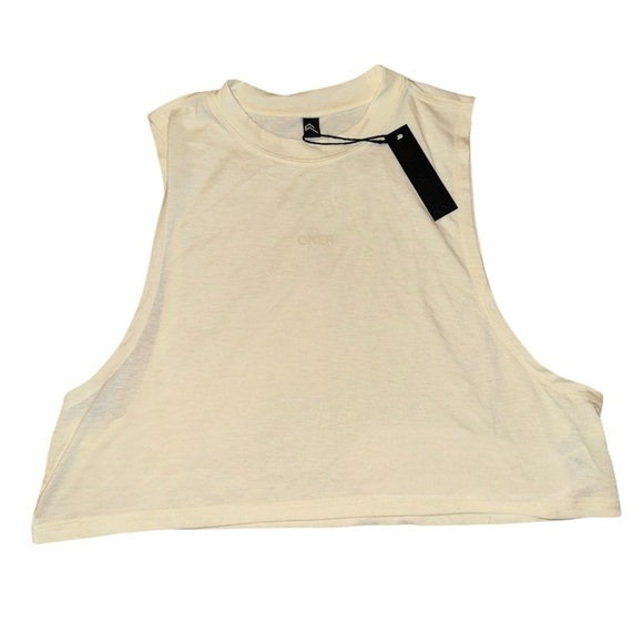 Oner Active NWT go to muscle crop tank in off white women’s size medium - Picture 1 of 13